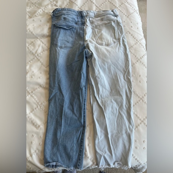 RSQ DUAL DENIM RIPPED MOM JEANS SIZE 33 - Picture 2 of 3